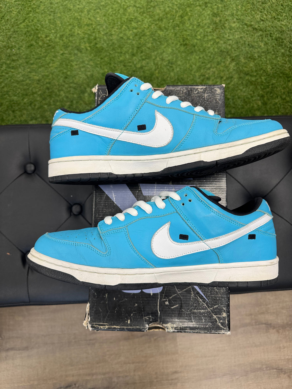 Nike SB Dunk Low Tokyo Blue Taxi