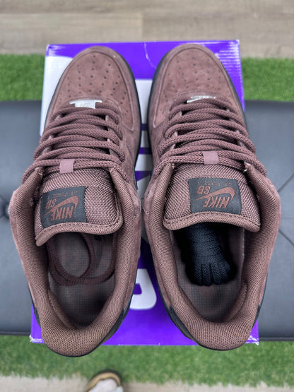 Nike SB Air Force 1 Low Light Chocolate Black