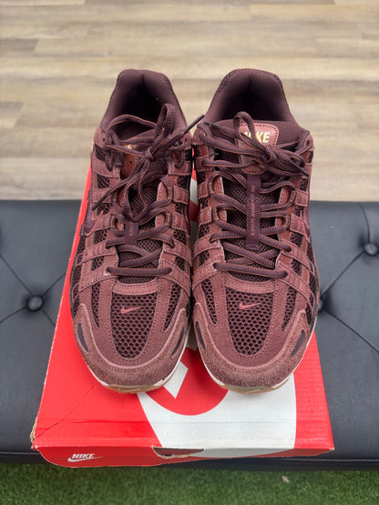 Nike P-6000 SE Dark Pony Metallic Gold